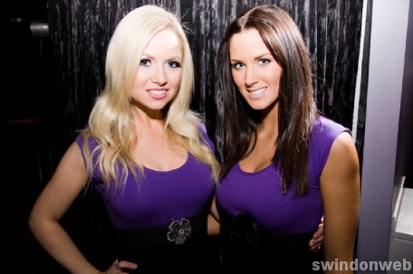 Page Three girls come to Liquid