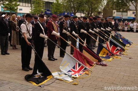 Swindon salutes you