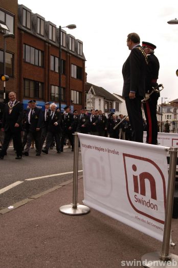 Swindon salutes you