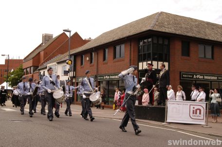 Swindon salutes you