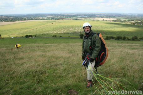 Paragliding on Liddington Hill