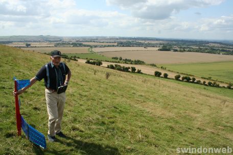 Paragliding on Liddington Hill