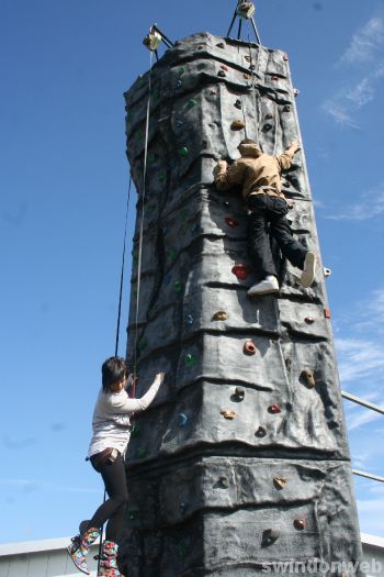 Swindon College Fresher Fair 2009