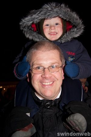 Highworth Christmas Lights with Rory Bremner
