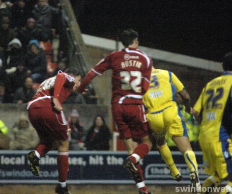 Swindon 3 Leeds Utd 0