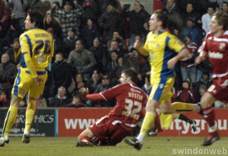 Swindon 3 Leeds Utd 0