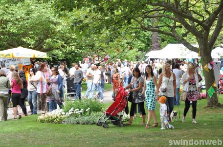 Swindon Mela 2010 - gallery one