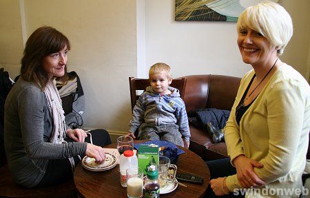 Christmas Coffee Morning, The Kings