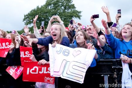 JLS and Olly Murs in Swindon