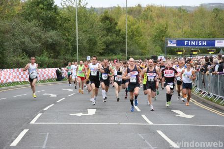 Swindon Half-Marathon 2011 - GALLERY 1