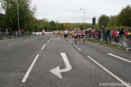 Swindon Half-Marathon 2011 - GALLERY 1