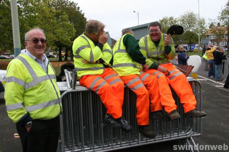 Swindon Half-Marathon 2011 - GALLERY 1