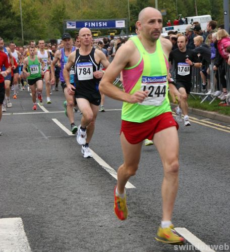 Swindon Half-Marathon 2011 - GALLERY 1