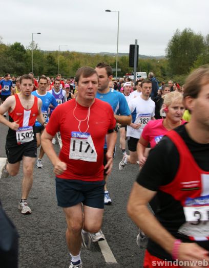 Swindon Half-Marathon 2011 - GALLERY 1
