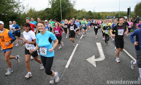 Swindon Half-Marathon 2011 - GALLERY 1