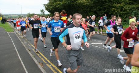 Swindon Half-Marathon 2011 - GALLERY 1