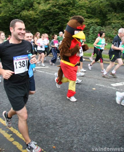 Swindon Half-Marathon 2011 - GALLERY 1