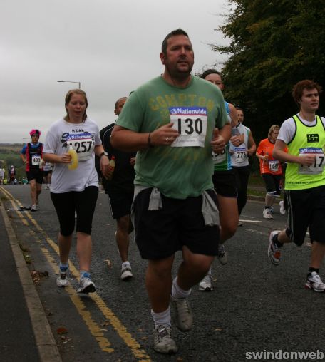 Swindon Half-Marathon 2011 - GALLERY 1