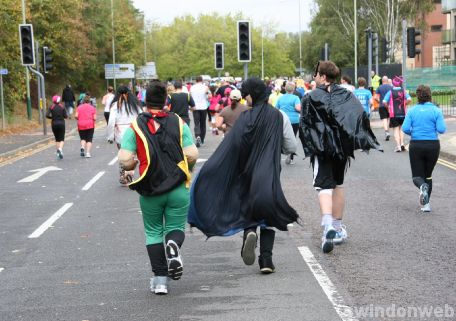 Swindon Half-Marathon 2011 - GALLERY 1