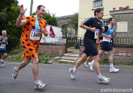 Swindon Half-Marathon 2011 - GALLERY 2