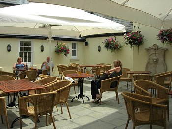 New smoking area at The Saracen's