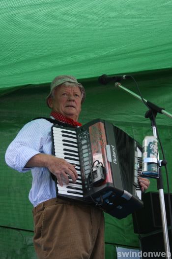 Wurzels in Swindon